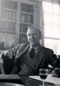 Dangerous Edge: A Life of Graham Greene 2013